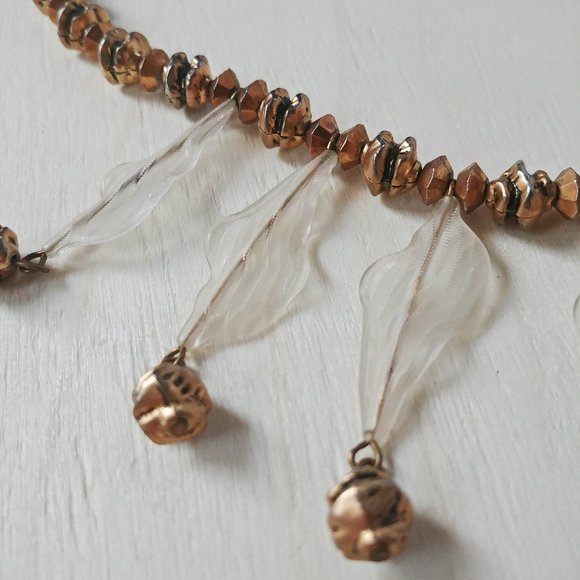 ►Free With Another Bundle ◄ 70s Vintage Leaf Dangle Necklace - Picture 3 of 3